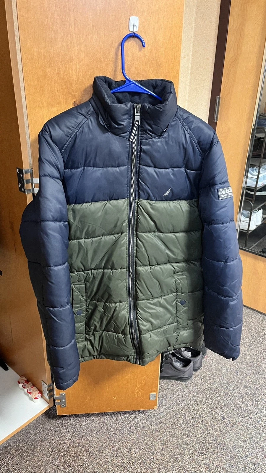 Nautica Men's Downed Puffer Jacket Lightweight, Packable size small