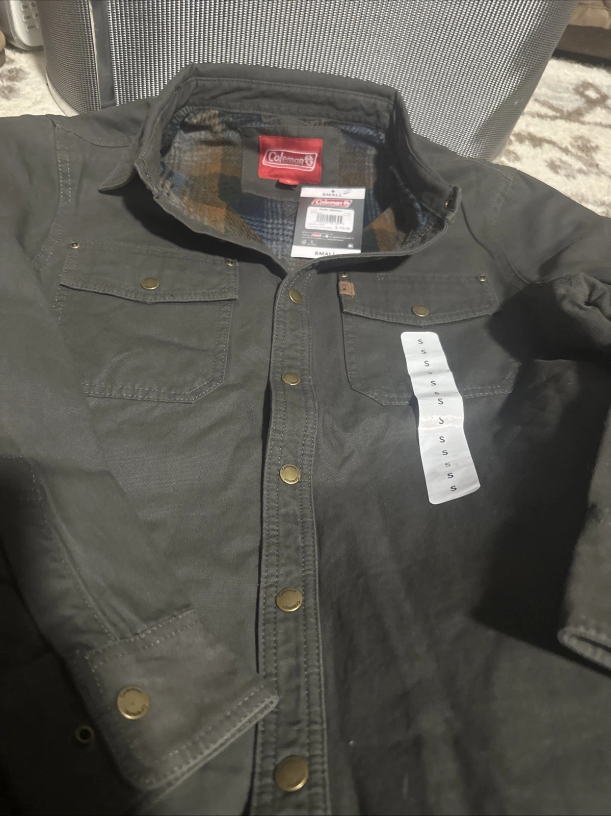 Coleman Men’s Fleece-Lined Jacket Size Small, Beluga