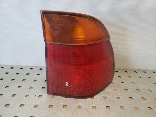 BMW 5 E39 Rücklicht hinten rechts 8361672 3.00 Diesel 142kw 2001 25120880