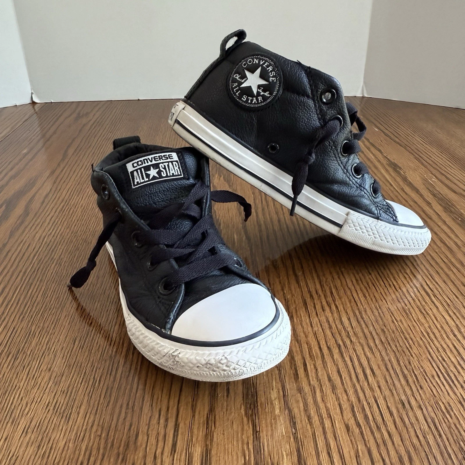 Scarpe Converse All Star Junior taglia 1 nere basse imbottite linguetta