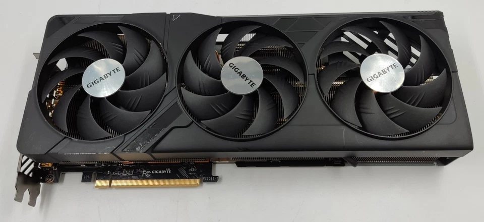 Gigabyte GeForce RTX 4080 Windforce 16G Nvidia Video Card HDMI DisplayPort - Image 2 of 4