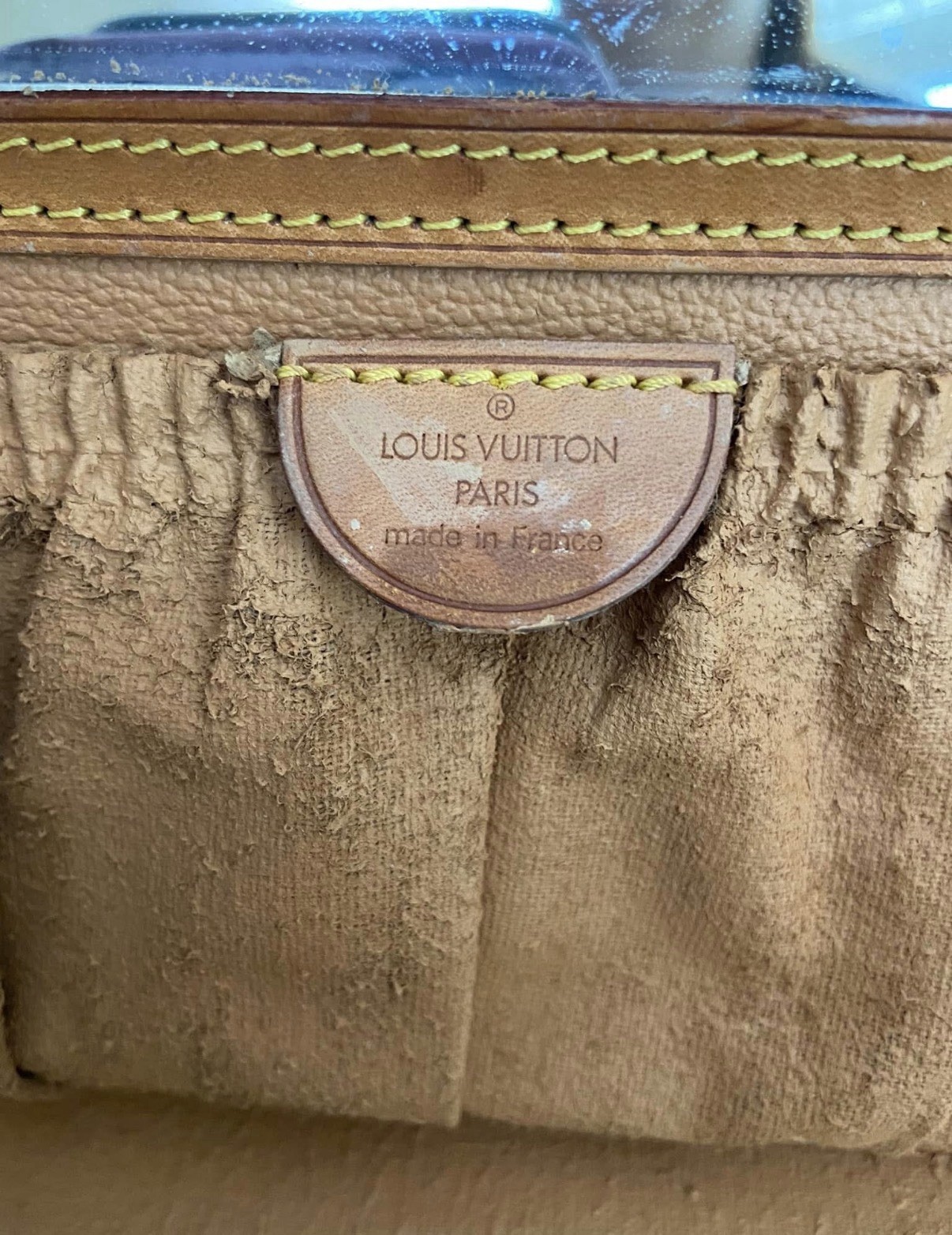 Louis Vuitton Authentic Vanity Case Monogram Canv… - image 7