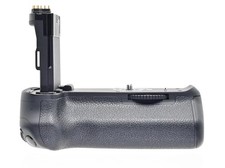 CANON BG-E14 - BATTERY GRIP for EOS 70D, 80D, and 90D