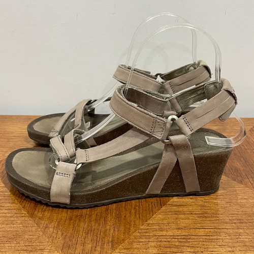 Teva Ysidro Sandal 7.5 Taupe Sand Wedge Strappy Open Toe Walking Comfort Shoes