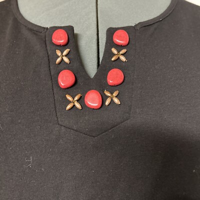 D & CO Women s Black V Neck Short Sleeved Top With Embellishments Med Nice Feel!