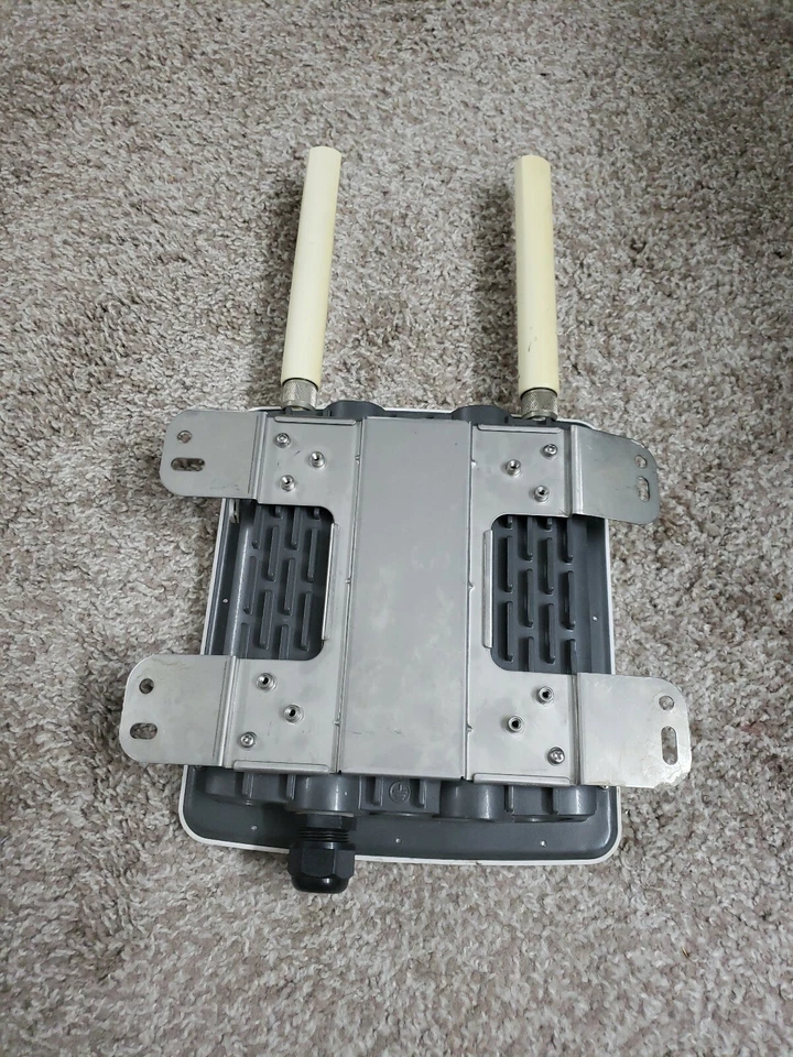 EnGenius Technologies N300 Long Range Outdoor Wireless Access Point ENH220EXT - Image 3 of 4