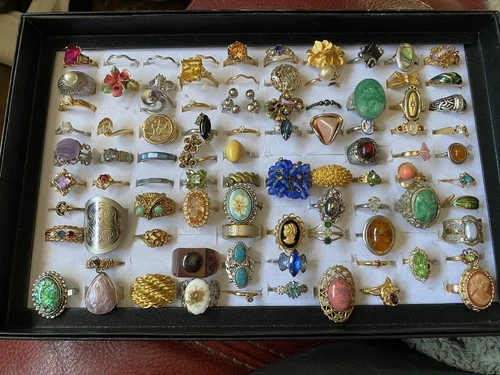 Group Of 88 VTG Costume Jewelry Rings Avon Sarah Coventry Spinner  Rhinestone