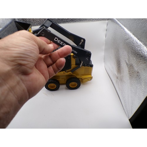 John Deere 318E Kompaktlader Ertl Spielzeug Baufahrzeug - Bild 2 von 5