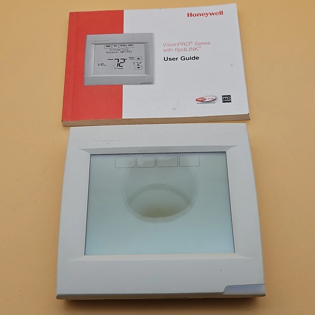 Honeywell Smart Thermostat VisionPRO 8000 with RedLINK (TH8320R1003)