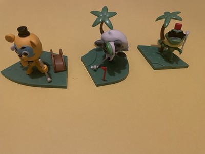 Five Nights At Freddy s Craftables Series 2 Figures   Freddy, Monty, Roxanne