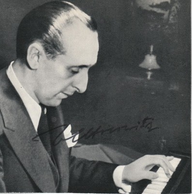 Vladimir Horowitz (1903-89) russ.Pianist