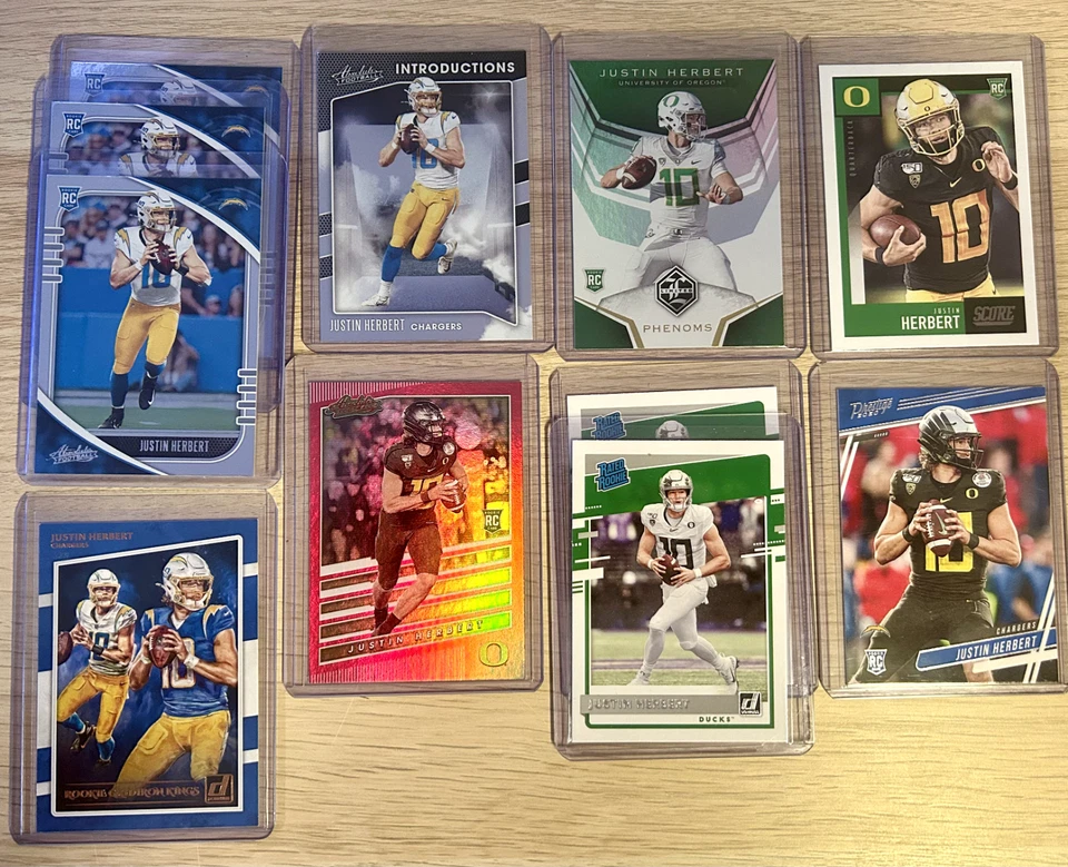 (41) 2020 NFL Rookie Card Lot Burrow Herbert Love Hurts Lamb Taylor RC Panini - Image 2 of 4