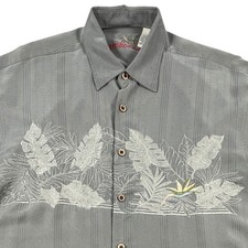 Bamboo Cay Shirt Mens M Gray Bird of Paradise Embroidered Short Sleeve Tropical