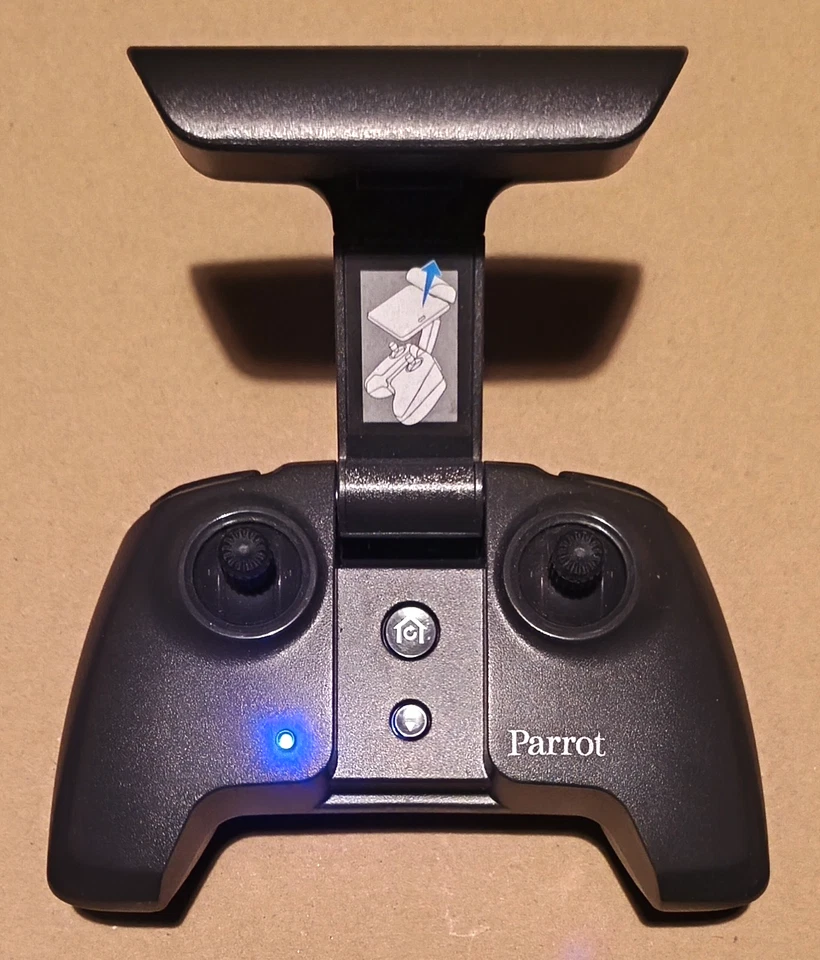 Parrot Skycontroller 3 MPP3 inkl. Tasche, sehr guter Zustand und funktionsfähig - Bild 2 von 4