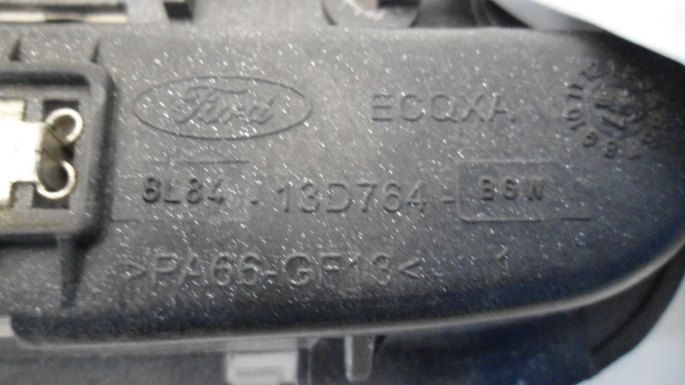 2008-2012 Ford Escape Overhead Dome Light W/ Lens Used 8L8413D764BG OEM - Image 3 of 4