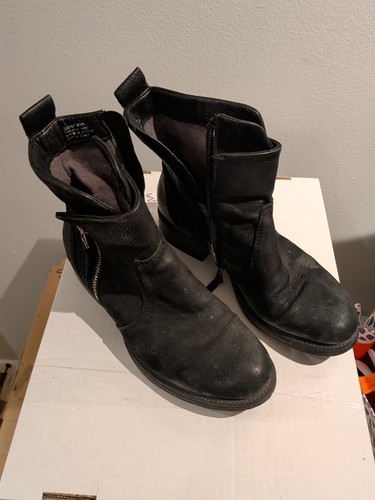 Miz Moos Black Leather Ankle Boots Size 9 (EU 39) - Picture 1 of 9