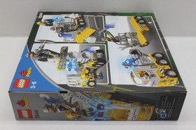 RARE ~ NISB ~ Hard to Find ~ LEGO DUPLO: Airport Rescue Truck (Item #7844)