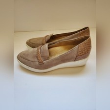 Naturalizer Suede & leather shoes wedge size 8.5M