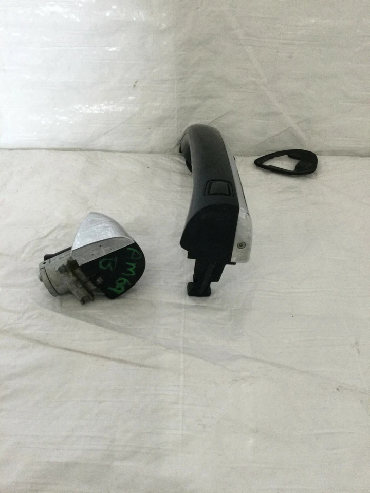 Manija de puerta exterior delantera izquierda Mercedes Benz GL450 2011 OEM 1647600370  Foto 3 de 4