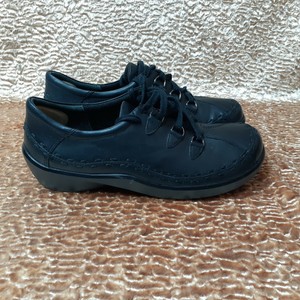 ziera walking shoes