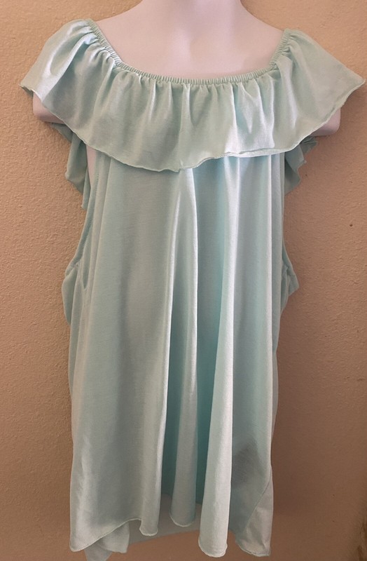 Girls H & M Top NWT Size 8-10 years 