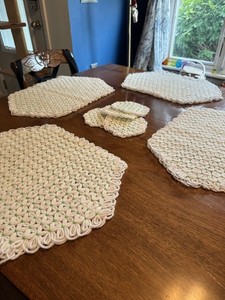 Hand Crochet Placemat Coaster Green White Flower Vintage MCM