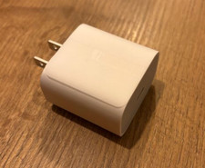 Chargeur Adaptateur secteur iPhone USB C neuf prise UK sous blister (sans câble)
