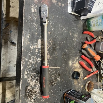 Snap On Tools 13-5/8'' Long Handle Flex Head Ratchet 3/8'' Drive Red FHLF936A 