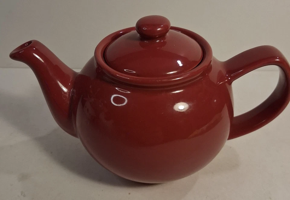 Price & Kensington 2 Cup Red Teapot - Image 3 of 4