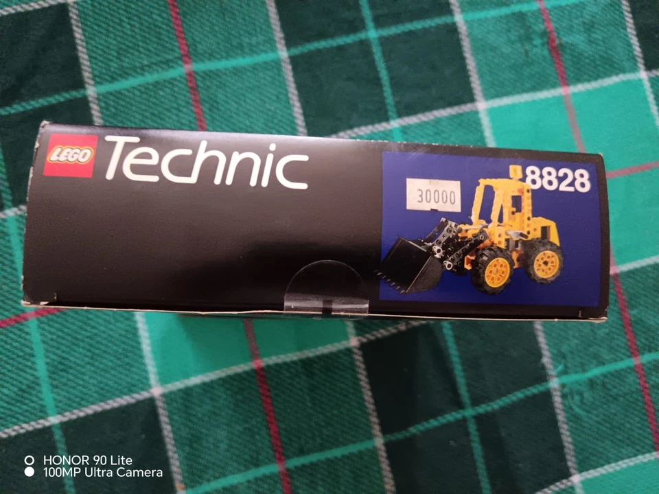 LEGO Technic 8828 Front End Loader, foto 2 di 5
