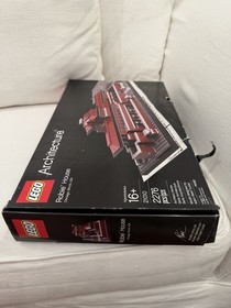 LEGO Architecture 21010 Robie House Wornbox Retired. Opened Box Complete