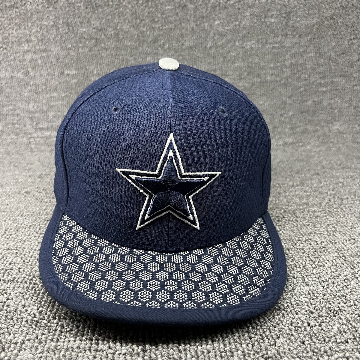 New Era 59FIFTY Dallas Cowboys Navy Fitted Hat Patterned Brim Size 6 7/8 NFL