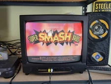 Sylvania SRT2213 13" CRT TV w/Remote Control Video Gaming Game Retro Tested