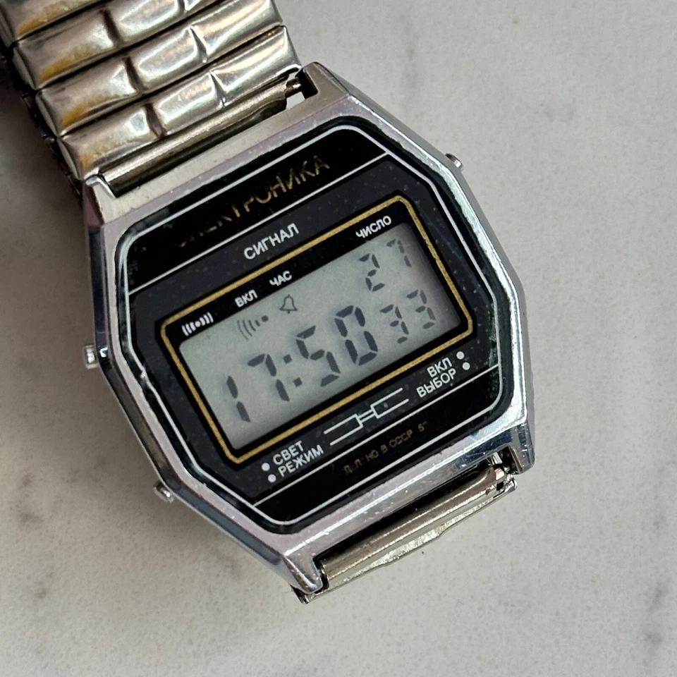 Electrónica 5. Reloj despertador señal vintage. Totalmente funcional Foto 2 de 4