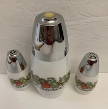 VTG GEMCO SALT PEPPER & SUGAR SHAKERS MATCHES CORNING SPICE OF LIFE 3 PC LOT