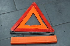Warning triangle Audi VW breakdown triangle container 8D9860251A used