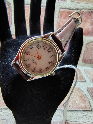 New & Gently Loved Watches-Choose From Geneva, Rumours, NY&C "Gift Idea" - Picture 13 of 92