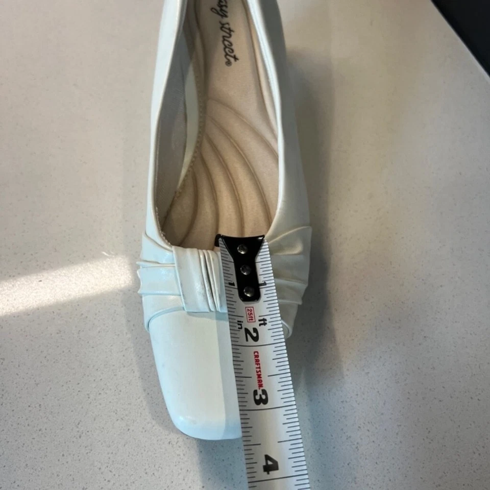 NUEVO Easy Street Memory Foam 2” Tacón Cuero Blanco Talla 10 Cómodo Foto 4 de 4