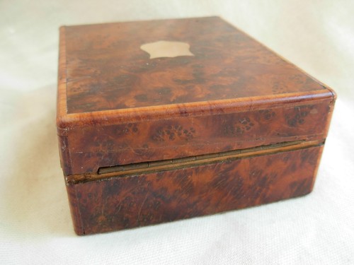 ANTIQUE FRENCH WOOD MARQUETRY,MOTHER OF PEARL JEWEL BOX,NAPOLEON III PERIOD. - Picture 3 of 13