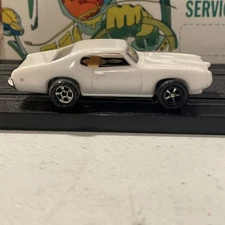 Model Motoring 1999 Pontiac GTO White Clean Fast Car. Please Read Description.