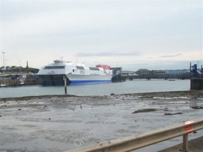 Foto 6x4 Die Stena HSS im Leerlauf im Innenhafen Holyhead\/Caergybi Th c2009
