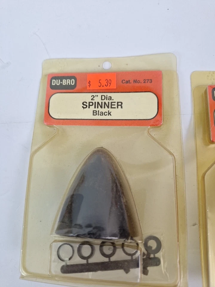 2 DUBRO 2" diámetro. Spinners 1 Negro (273) 1 Amarillo (275) Nuevo en Paquete Avión RC Foto 2 de 4