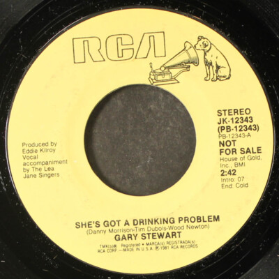 GARY STEWART: she's got a drinking problem / same RCA 7'' Single 45 RPM