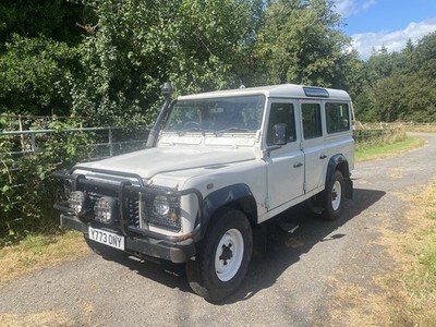 Land Rover Defender 2001