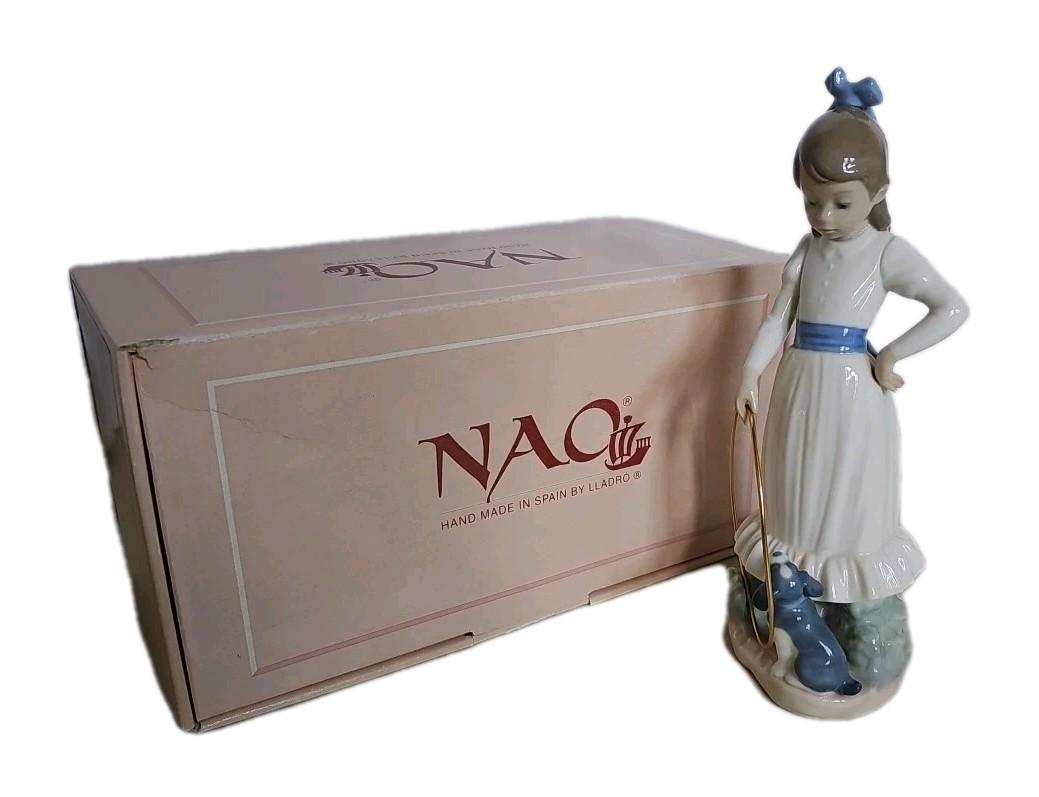 Nao by Lladro -  Girl With Hoop And Puppy - No 00379 In Original Box 1982 - Mint