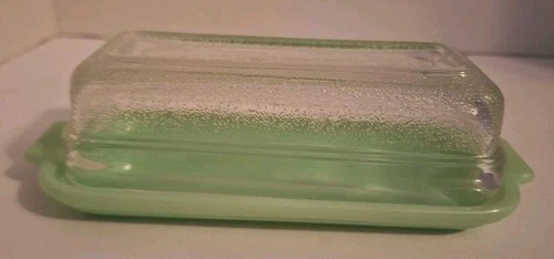 FIRE KING Oven Ware JADEITE Butter Dish TEXTURED TOP.. Tiny Flea Bite Underneath