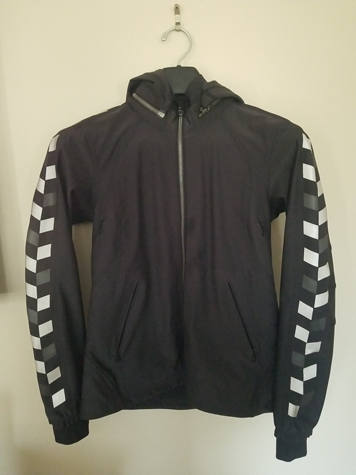 Lululemon Running Softshell Jacket Medium Slim Re… - image 1