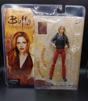 Buffy the Vampire Slayer Graduation Day Buffy Series 1 Action Figure