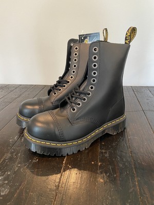 dr martens 10966