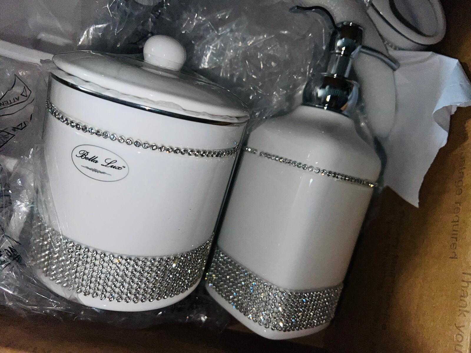 BELLA LUX White Rhinestone Soap Dispenser Bathroom Accessory Holder 2